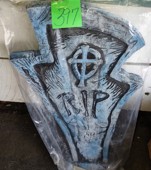 HALLOWEEN R.I.P. LAWN DECORATION - PICK UP ONLY