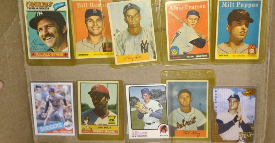 VINTAGE BASEBALL CARDS