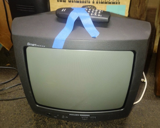 SMALL TV & REMOTE