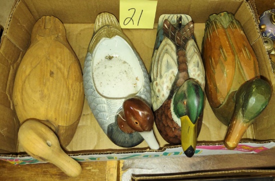 WOODEN & CERAMIC DUCKS - PICK UP ONLY