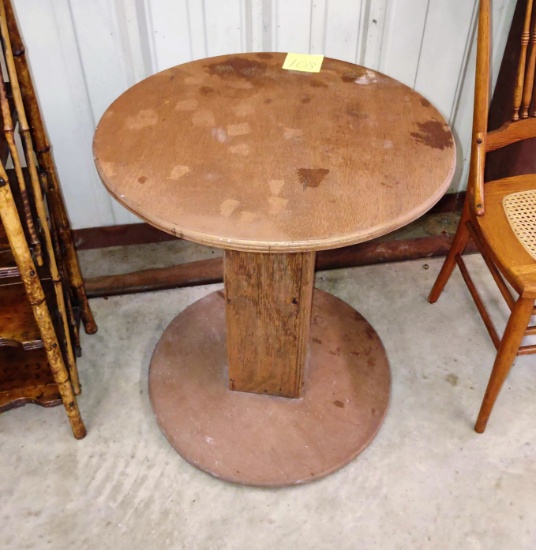 LARGE VINTAGE SPOOL - PICK UP ONLY