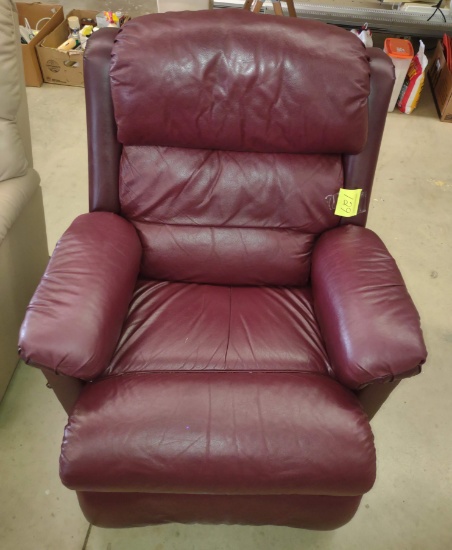 LEATHER RECLINER - PICK UP ONLY
