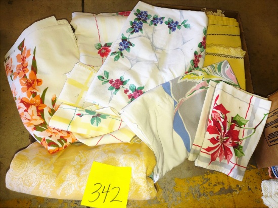 VINTAGE LINENS