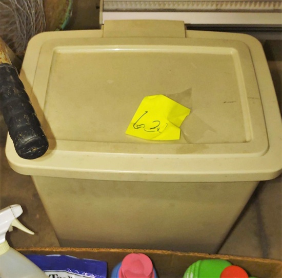 SMALL TRASH CAN - PICK UP ONLY