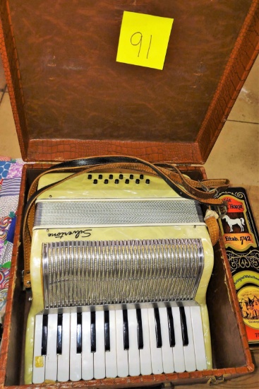 VINTAGE SILVERTONE ACCORDION IN CASE - PICK UP ONLY