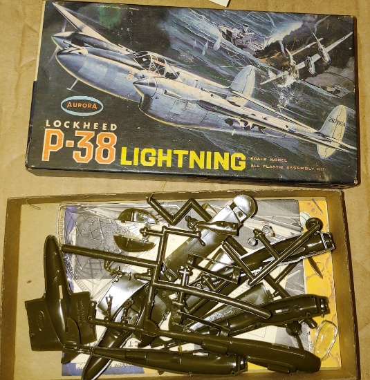 VINTAGE MODEL