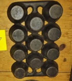 WAGNER CAST IRON MUFFIN PAN - PICK UP ONLY