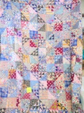 VINTAGE COMFORTER - PICK UP ONLY