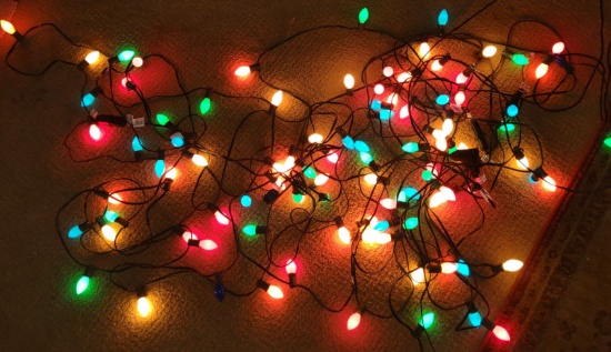 NEW! 100 FT. OF VINTAGE STYLE LG. CHRISTMAS LIGHTS - PICK UP ONLY