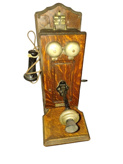 ANTQUE QUARTER SAWN OAK WILLIAMS WALL MOUNT TELEPHONE with guts (Cleveland, OH) - PICK UP ONLY