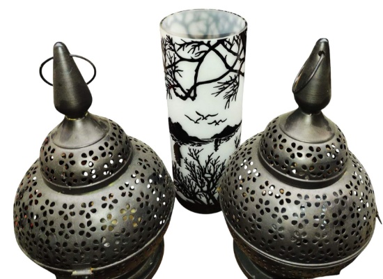 DECORATIVE ITEMS - PICK UP ONLY