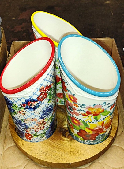 PIONEER WOMAN UTENSIL HOLDERS  -  PICK UP ONLY