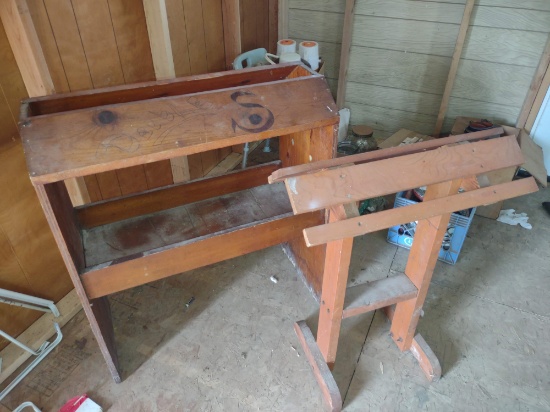 WOODEN SADDLE STANDS - PICK UP ONLY
