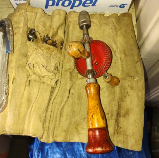 VINTAGE HAND DRILL - PICK UP ONLY