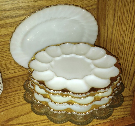 VINTAGE EGG PLATES - PICK UP ONLY