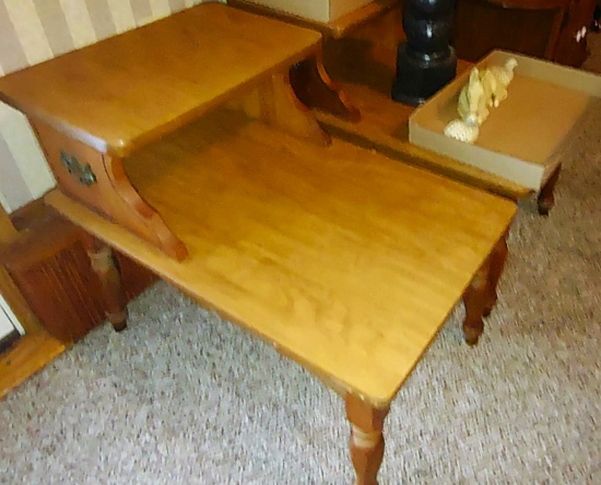PAIR OF VINTAGE MAPLE STANDS - PICK UP ONLY
