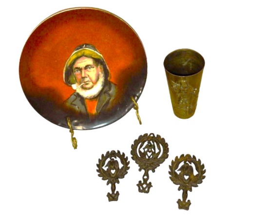 MINIATURE TRIVETS, BRASS CUP & WARWICK PLATE (chip on back) - PICK UP ONLY