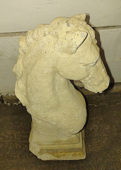 CONCRETE HORSE HEAD GARDEN STATUE- PICK UP ONLY