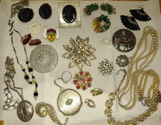 VINTAGE JEWELRY