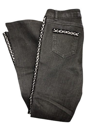 LADIES SIZE 6 BLACK DENIM STUDDED JEANS