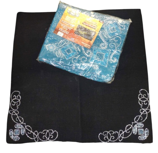 2 WOVEN TOUGH 1 NEW ZEALAND WOOL WESTERN DOTS SADDLE BLANKETS -  PICK UP ONLY