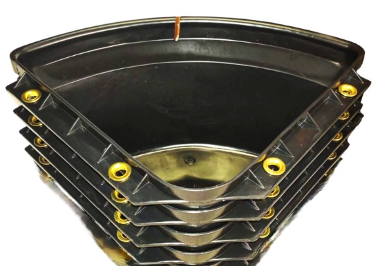 4 NEW FORTIFLEX CORNER STALL FEEDERS - PICK UP ONLY
