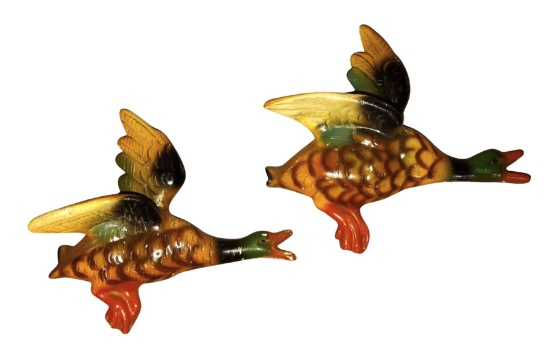 VINTAGE MID CENTURY 6" CERAMIC DUCK WALL ART