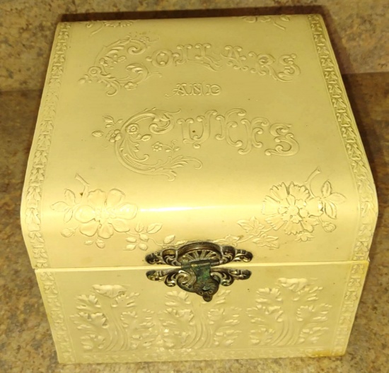 ANTIQUE COLLAR & CUFF BOX