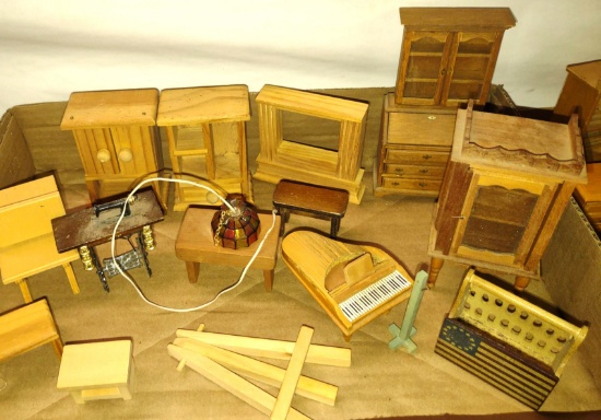 DOLL HOUSE FURNITURE