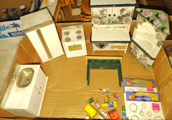 DOLL HOUSE FURNITURE