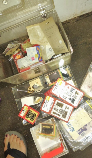 DOLL HOUSE MISCELLANEOUS - PICK UP ONLY