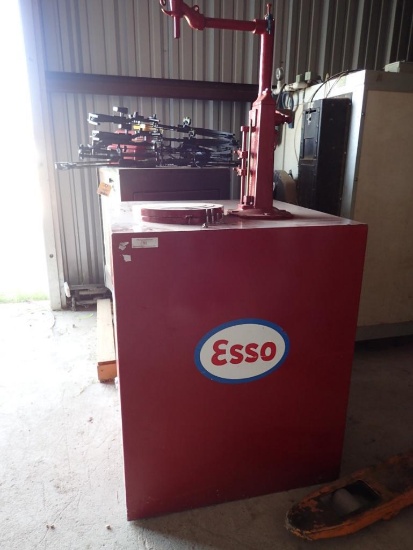 ESSO Oil Hand Pump w/ Tank