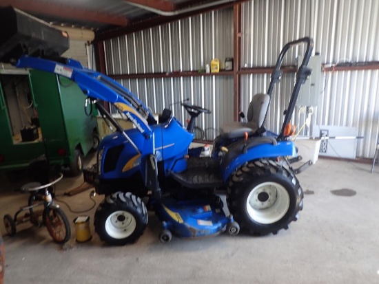 2010 T1110 New Holland Tractor