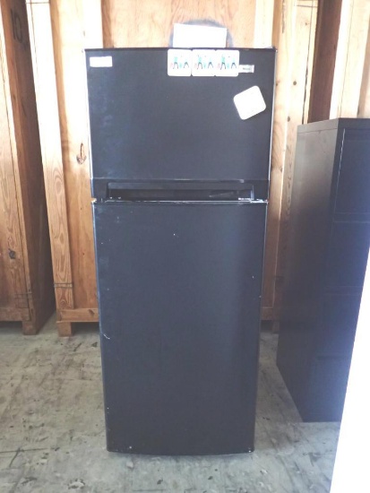 Haier Refrigerator Model HA10TG30SB Total Value = 10.3 Cubic Feet / Black in color