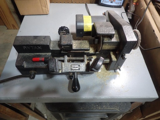 Used Rytan RY200 Semi-Automatic Key Duplicating Machine w/ 4way Jaws (Includes Key Rack and 2,386