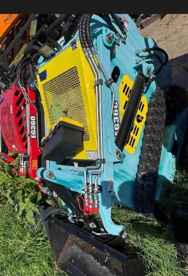 EG360 Blue Mini Skid Steer Loader