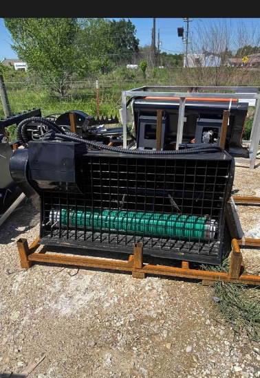 GiYi Concrete Mix Bucket Skid Steer Attachment