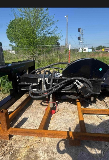 GiYi Skid Steer Stump Grinder Attachment