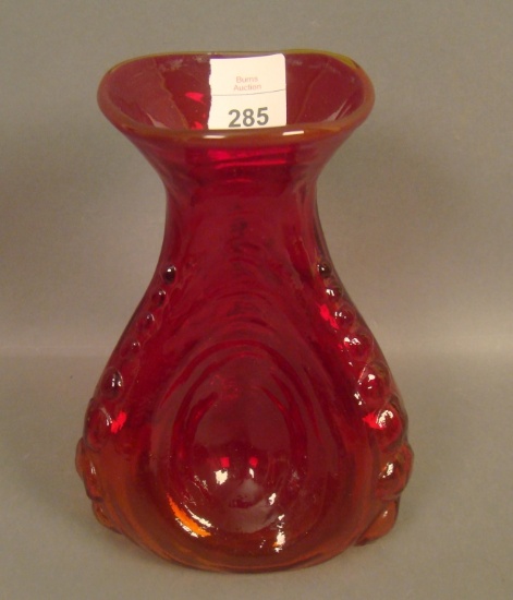 Consolidated Red Spanish Knobs Pinched Vase Measures 6 1/4"