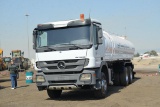 2016 Mercedes3331 5000 GLWater Tanker