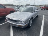 2003 Jaguar XJ8 4D