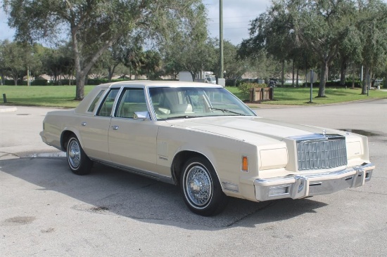 1979 CHRYSLER NEW YORKER  CREAM