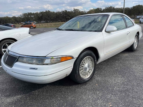 1993 LINCOLN MARK VIII   VIN:  1LNLM91V4PY768930   WHITE