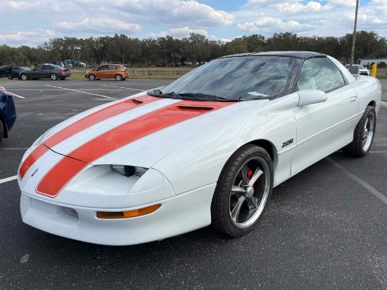 1997 CHEVROLET CAMARO   VIN:  2G1FP22P4V2132477   WHITE
