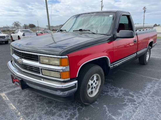 1995 CHEVROLET C/K1500   VIN:  1GCEC14K2SZ210371   RED