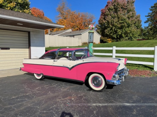 1955 FORD CROWN VICTORIA   VIN:  U5FW130186   WHITE