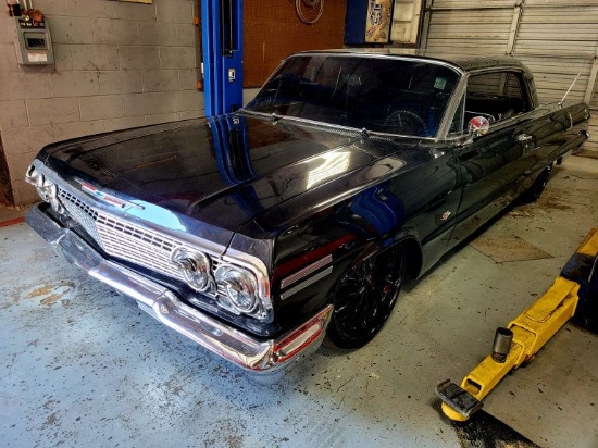 1963 Chevrolet Impala Super Sport "Rest-o-Mod"