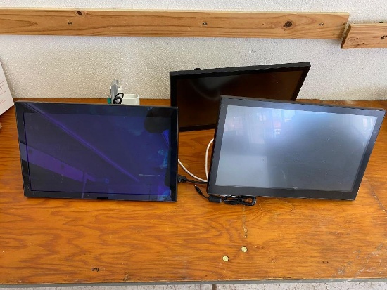 Lot of 3 Monitors