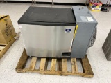 Manitowoc Ice Maker with Condenser