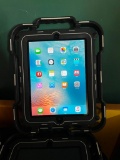 Apple iPad 2 With Case